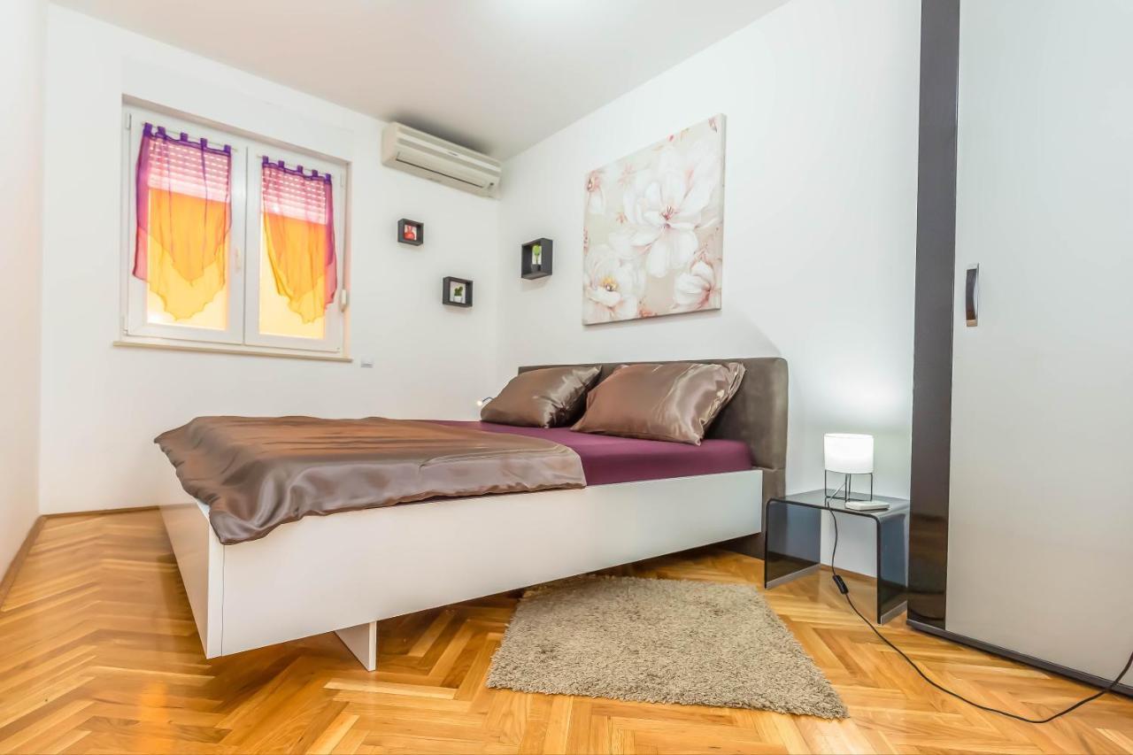 Downtown Deluxe Apartment Omis Ngoại thất bức ảnh